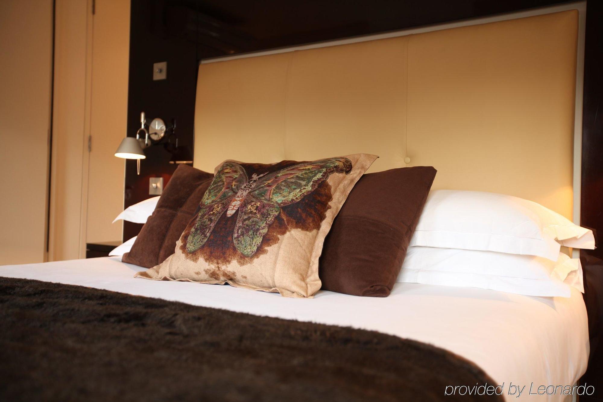 No.5 Maddox Street Aparthotel