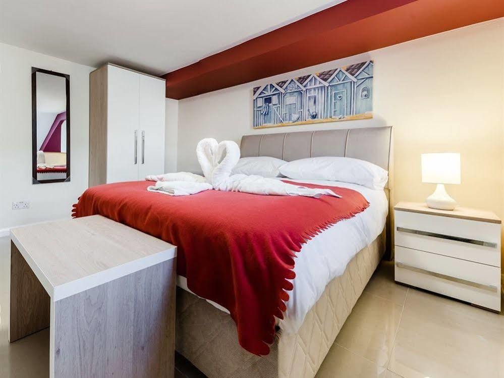 Apartahotel Commercial House Londres