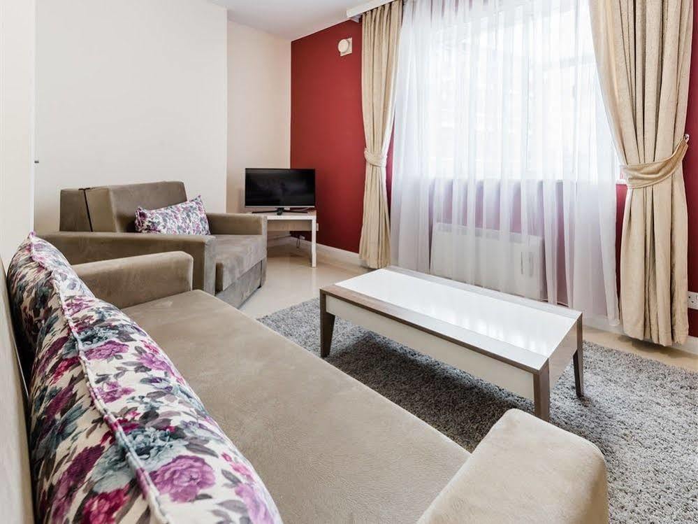 Apartahotel Commercial House Londres