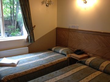 Kensington Guest house 3*
