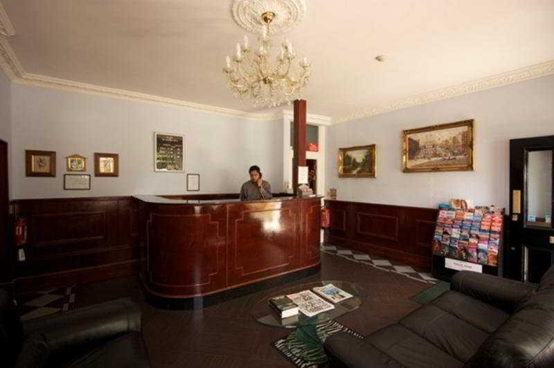 Ventures Bed & Breakfast 3*