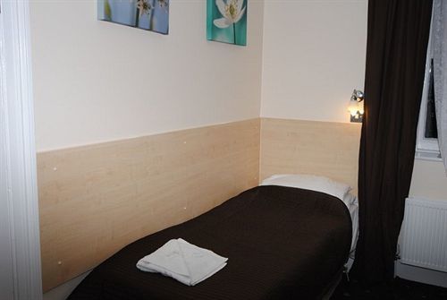 Guest house Metro *