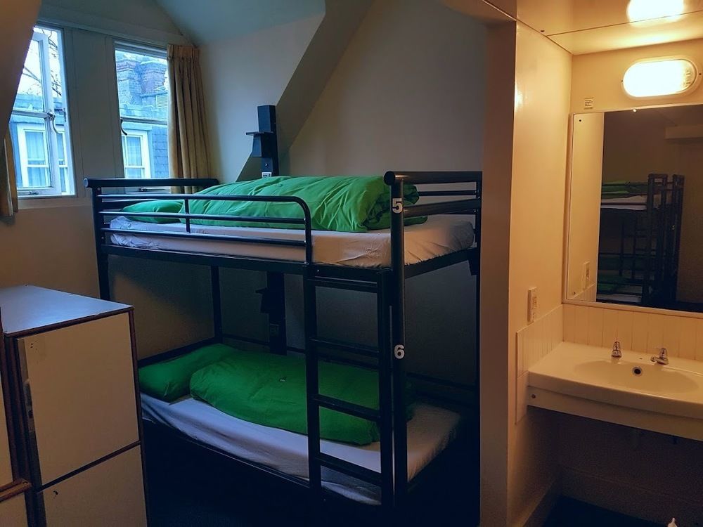 Yha St Paul's Hostal