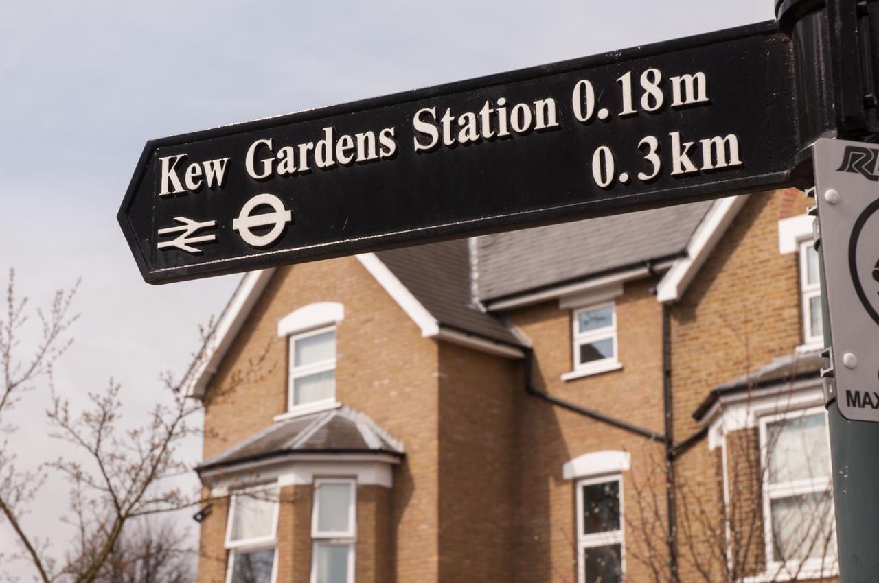 Clarendon House & Gardens Apartment London