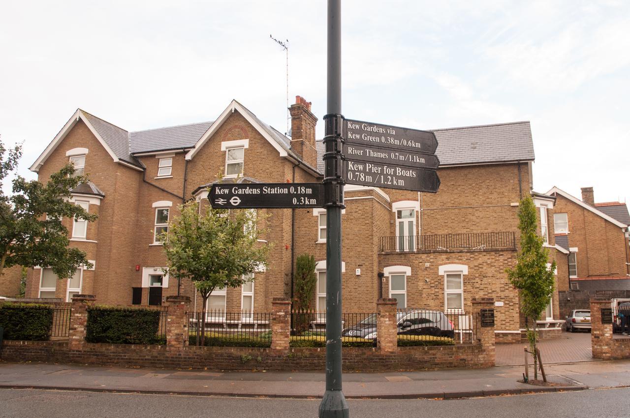 Clarendon House & Gardens Apartment London