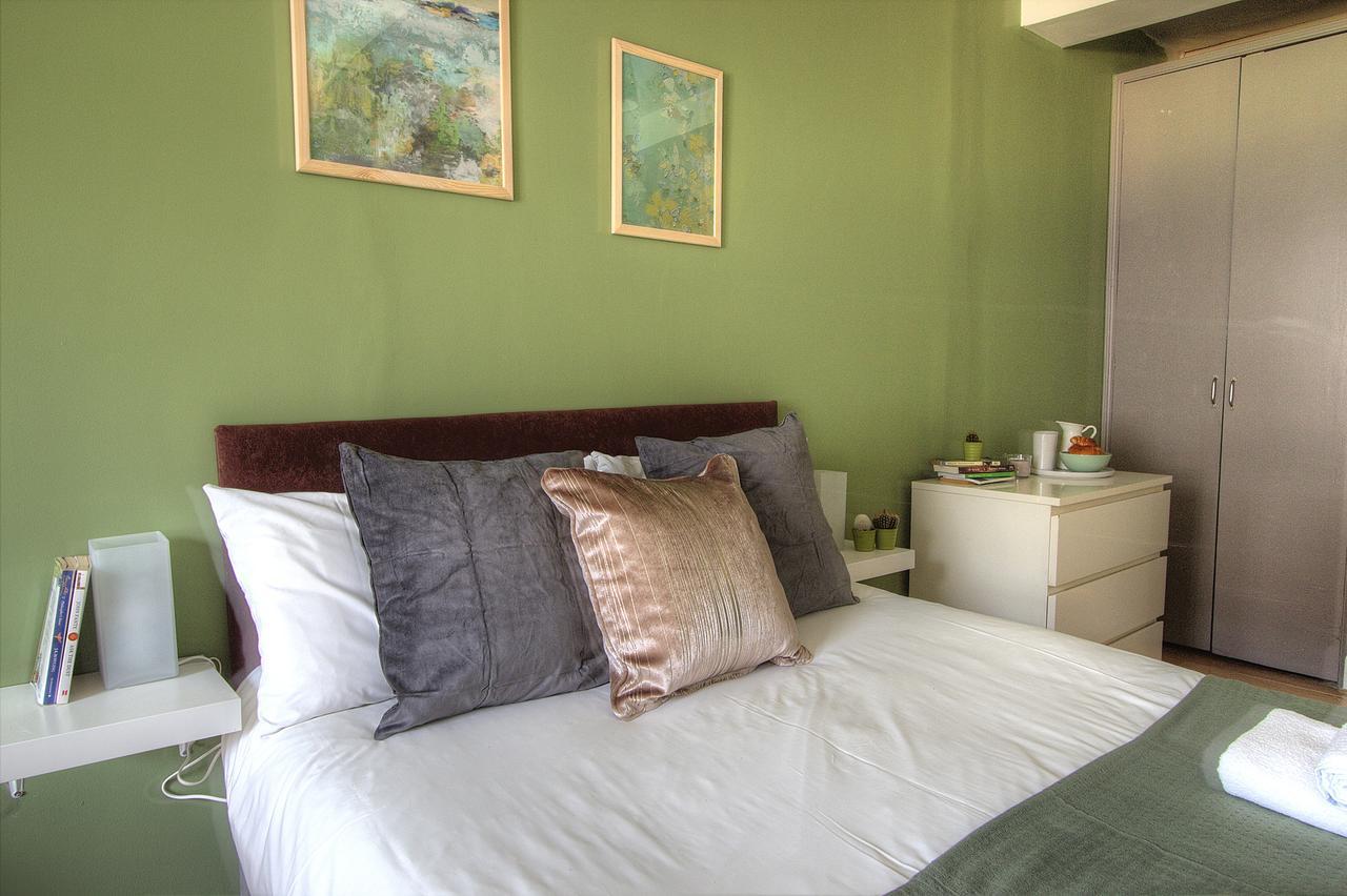 Kilburn Short London