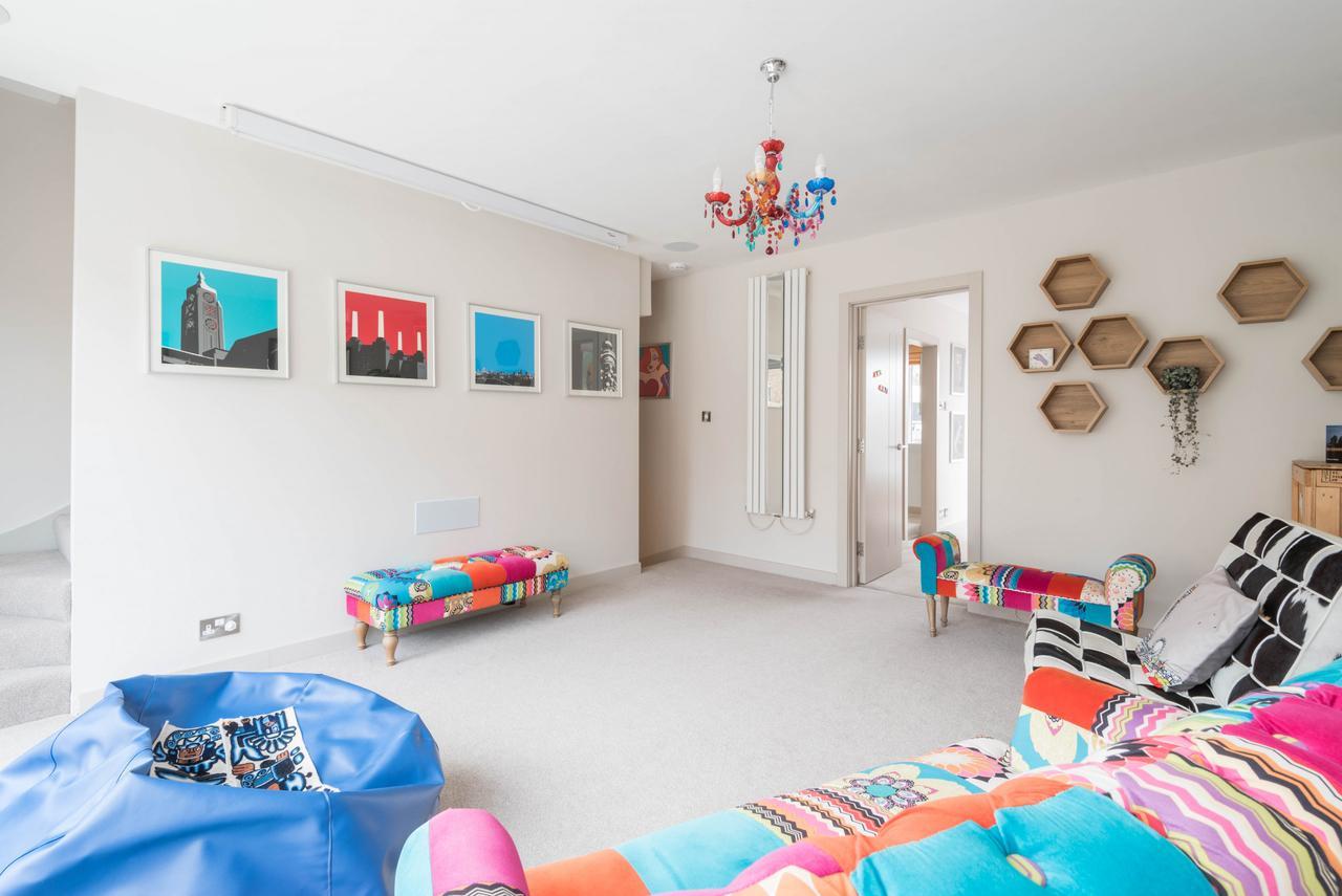 Bright Family In Primrose Hill * London