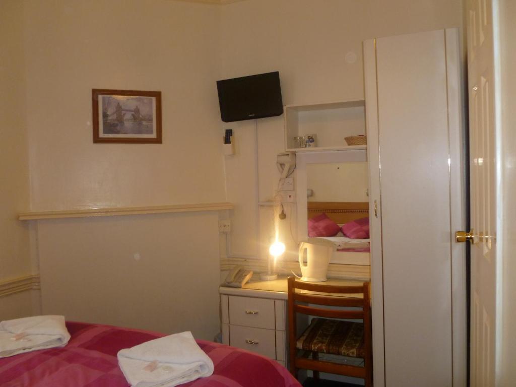 Pensión Guilford House 2*
