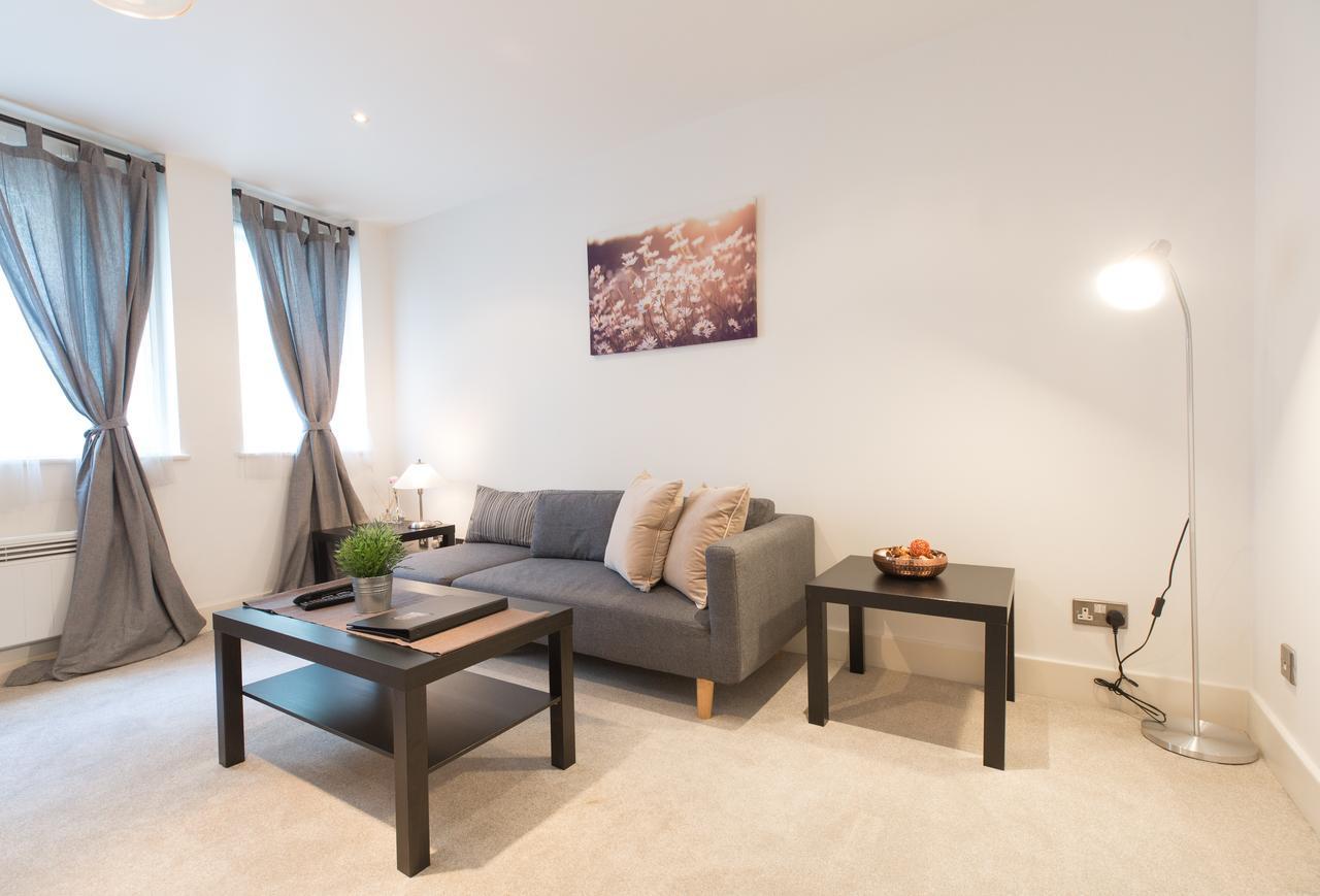 Apartment St. Paul's 2 *
