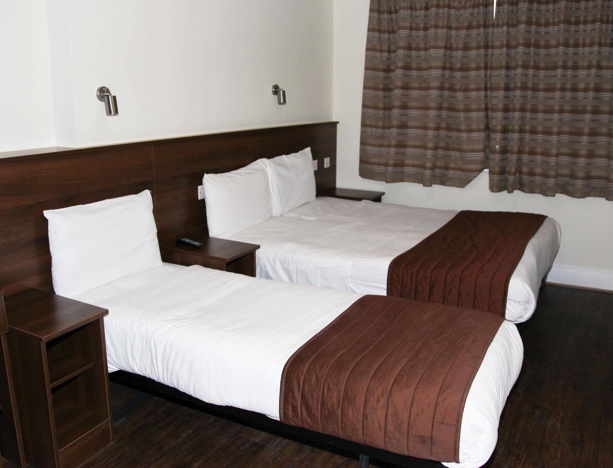Ascot Hyde Park Hotel London