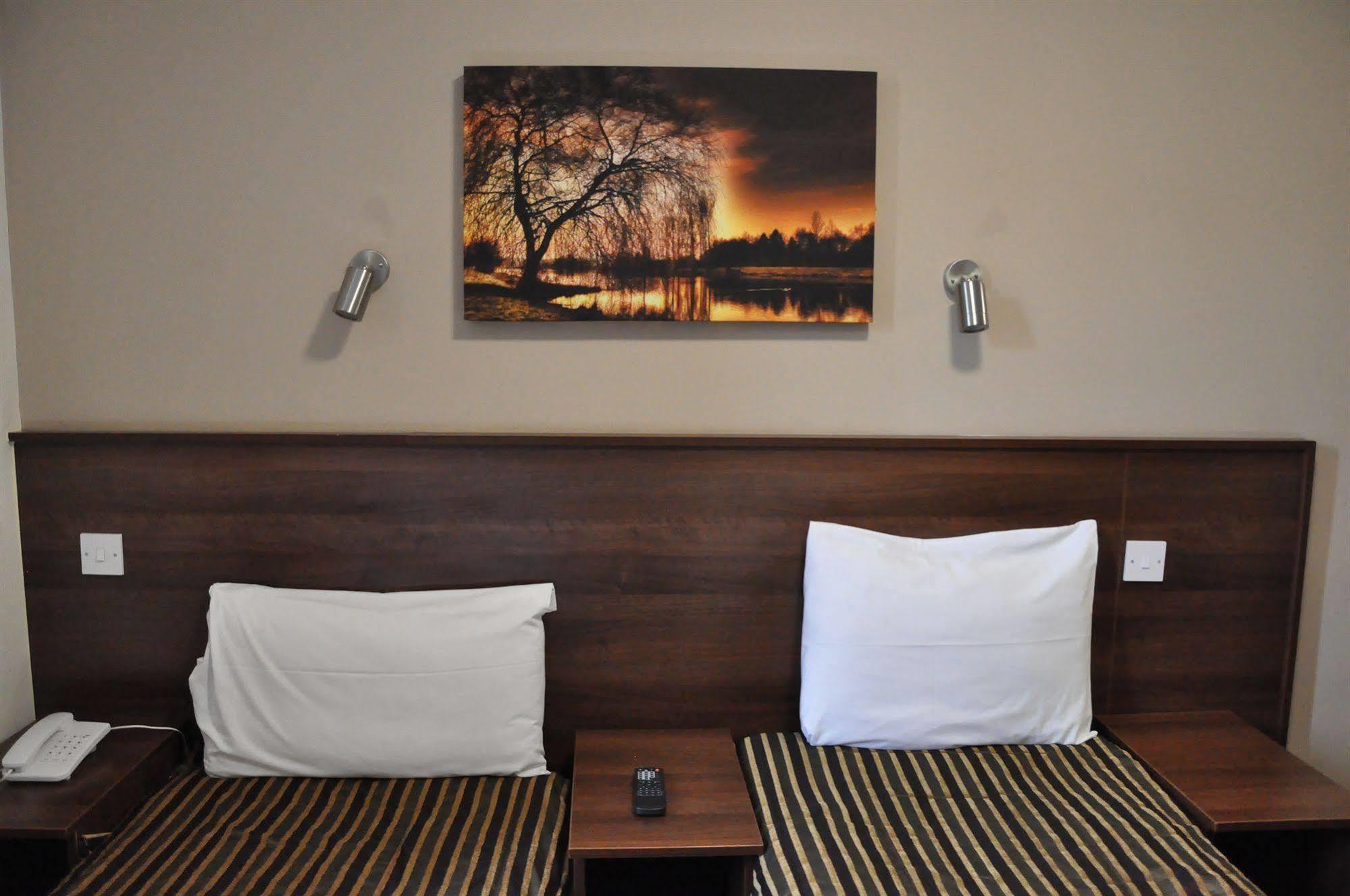 Hotel Ascot Hyde Park 3*