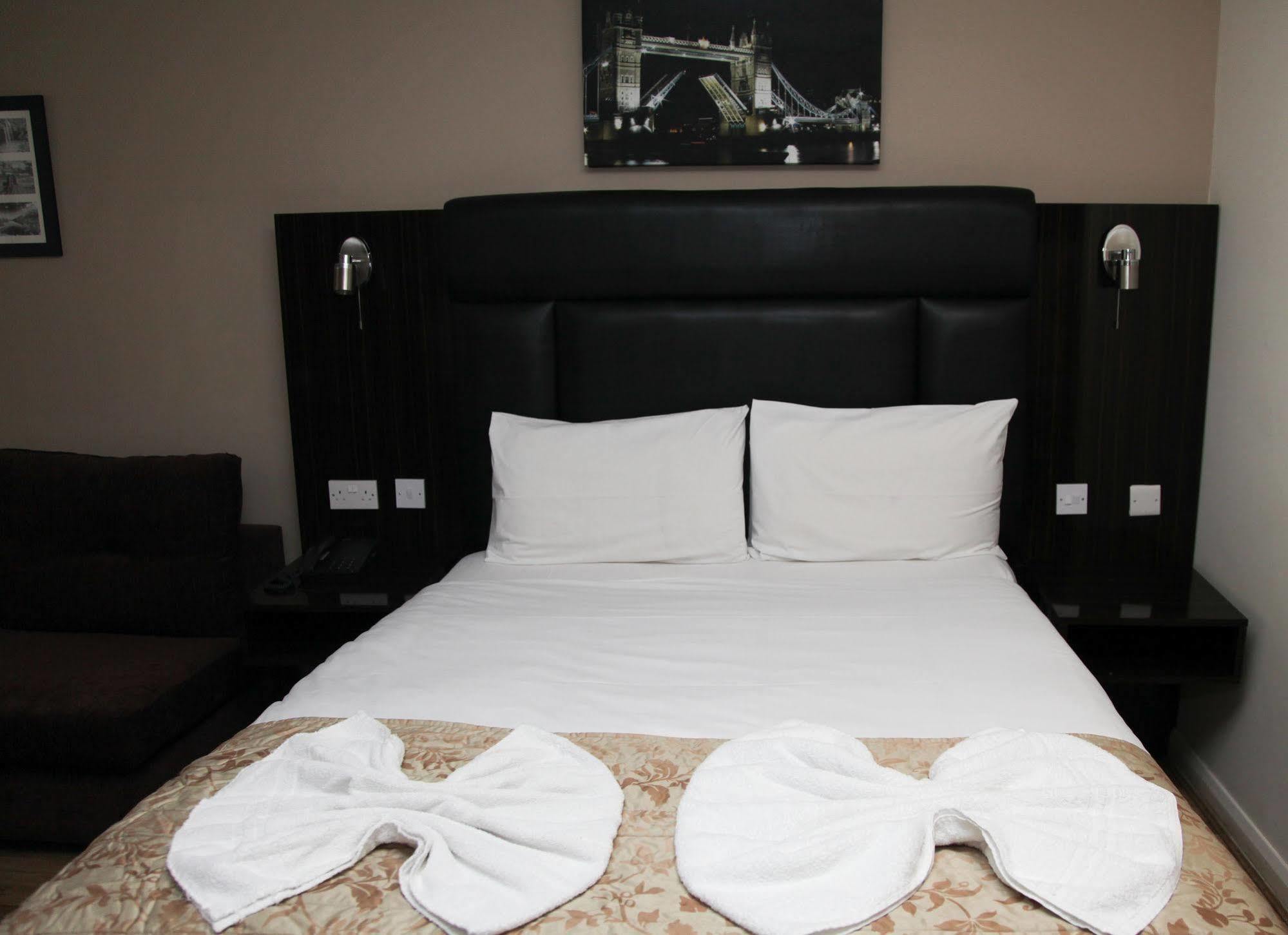 Hotel Ascot Hyde Park London