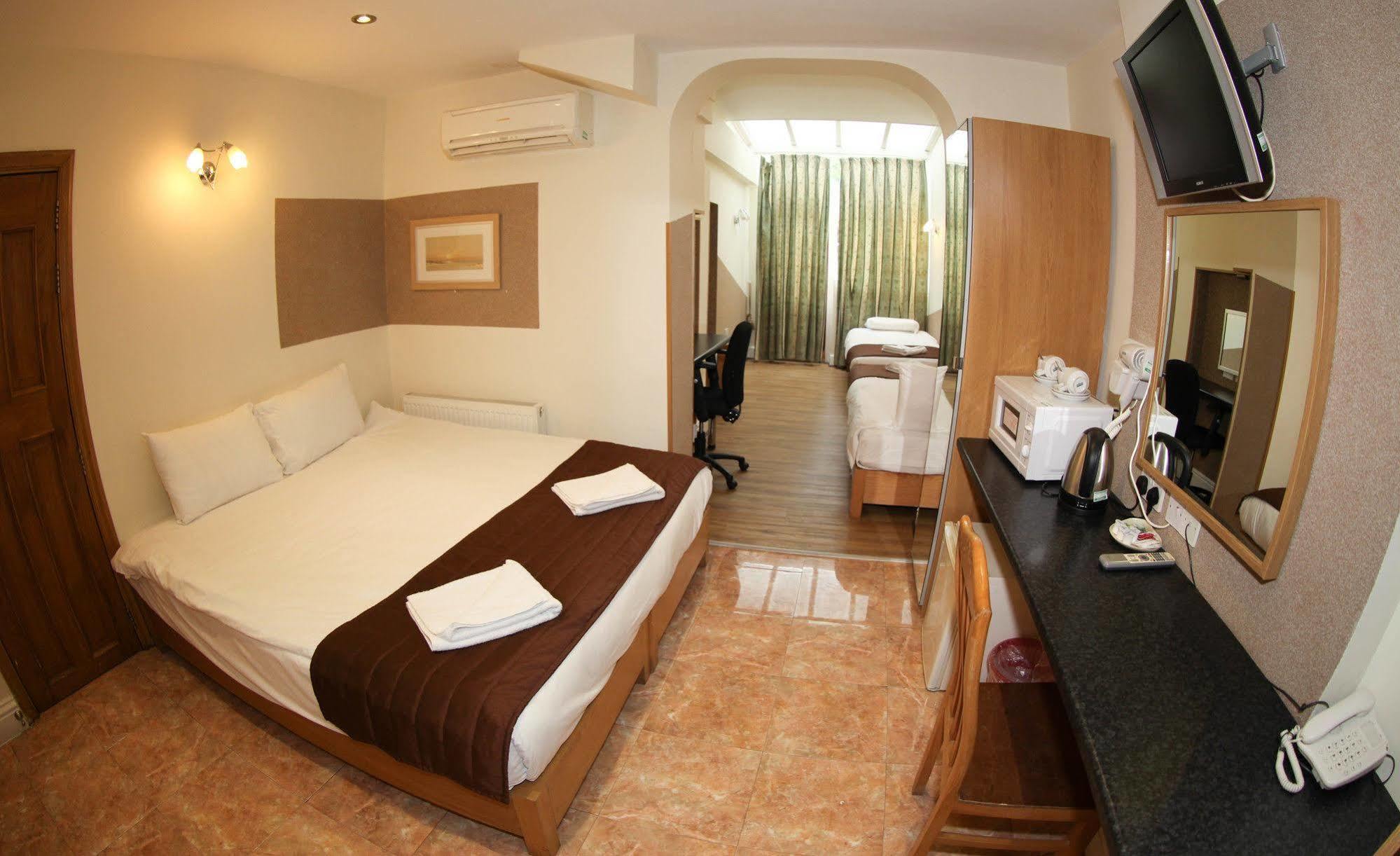 Guest house Kensington London