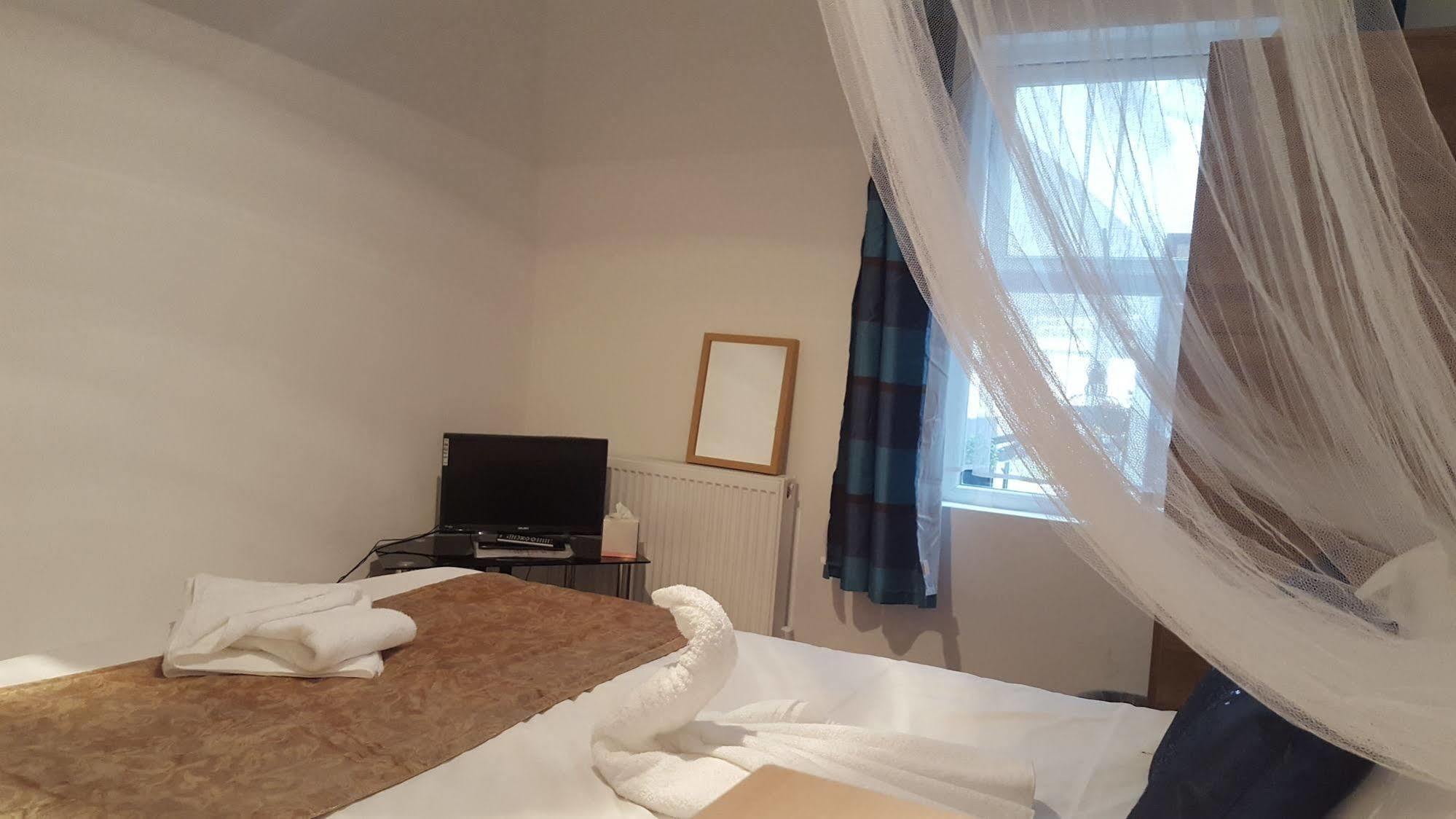 Paradise Accomodation 2* Londres