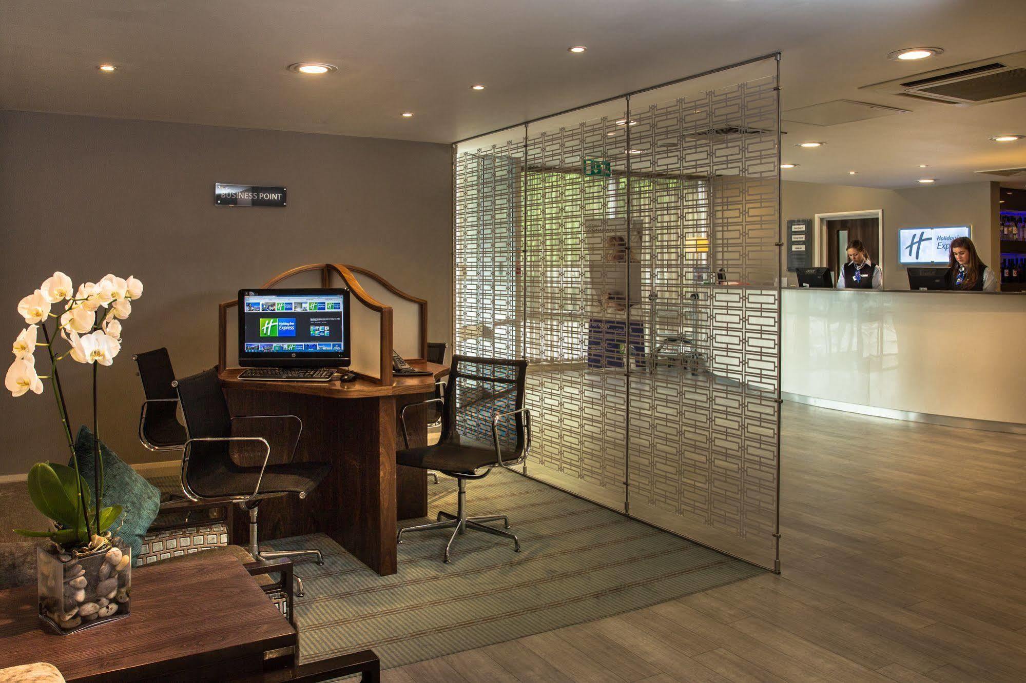 Hotel Express Earls Court By Ihg 3*