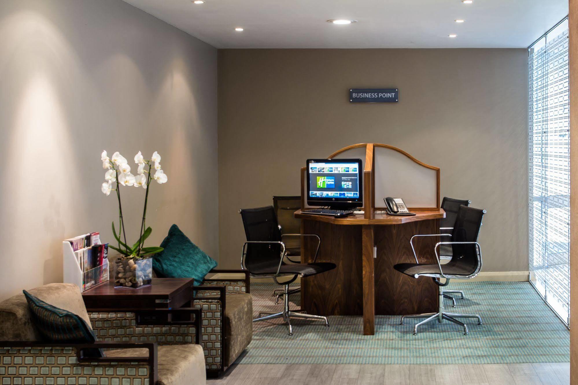 Hotel Express Earls Court By Ihg London
