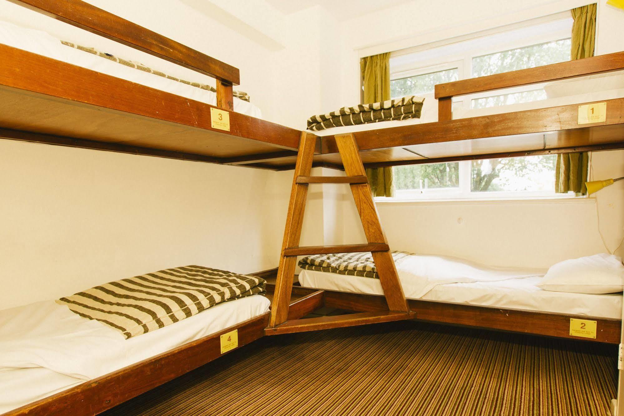 Palmers Hillspring At Willesden Hostal