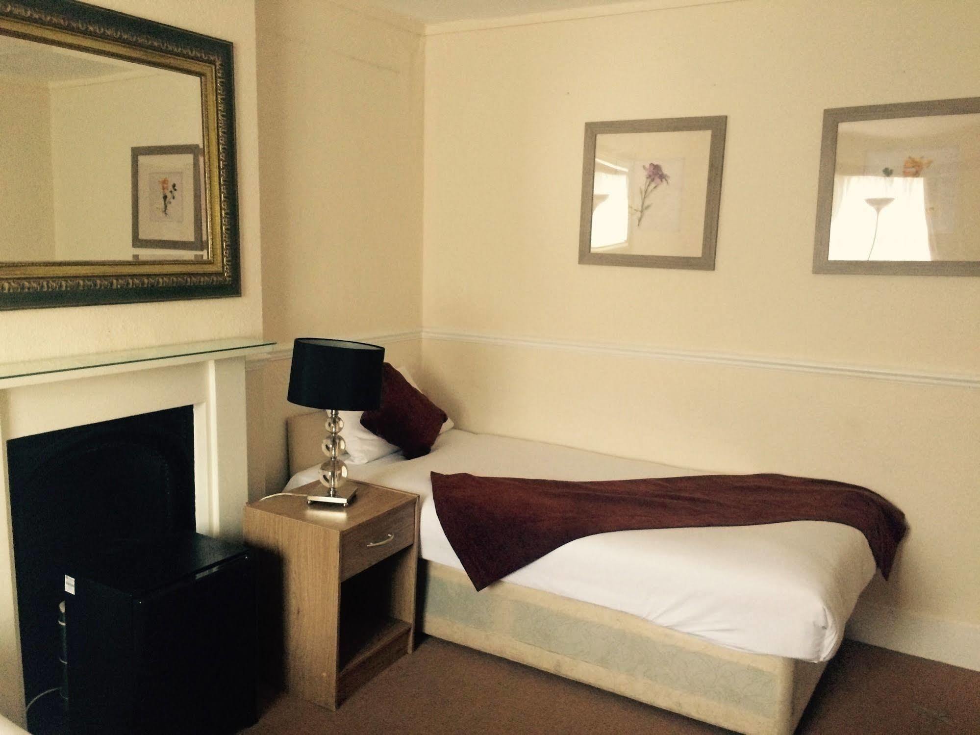 Hotel Belgravia Cs