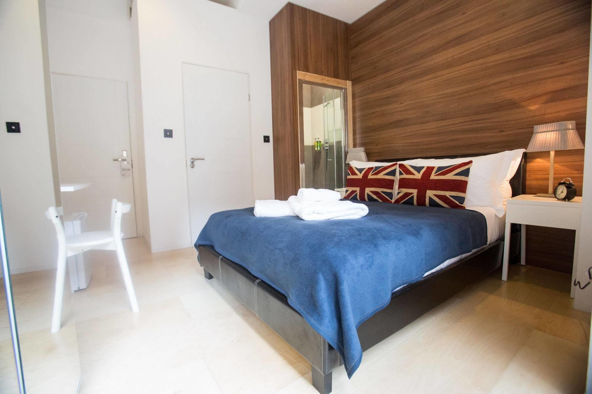 Aparthotel Room Home Stay London