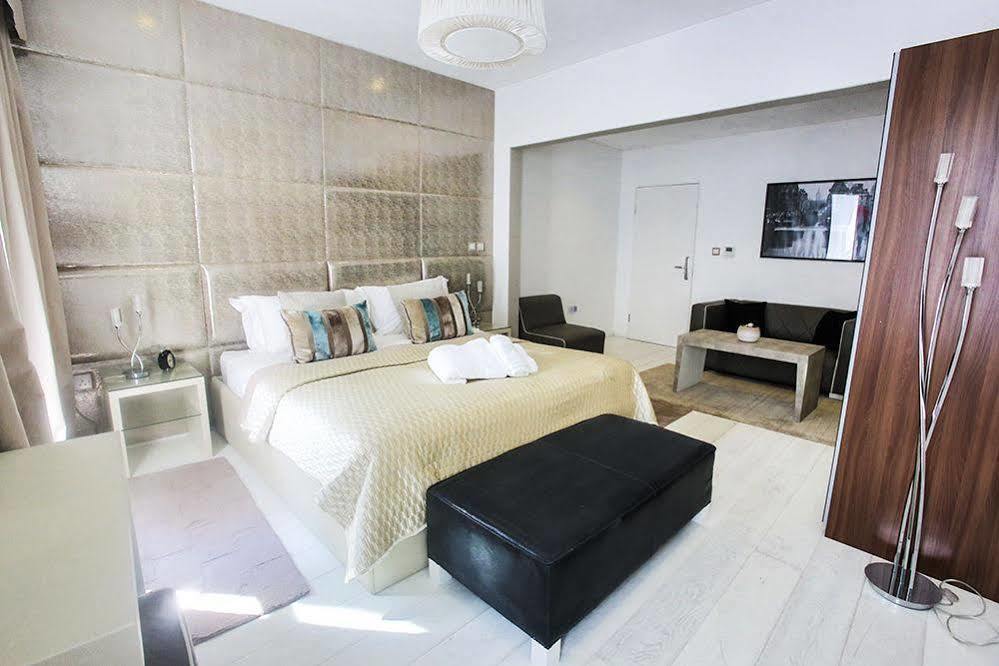 Room Home Stay 4* London