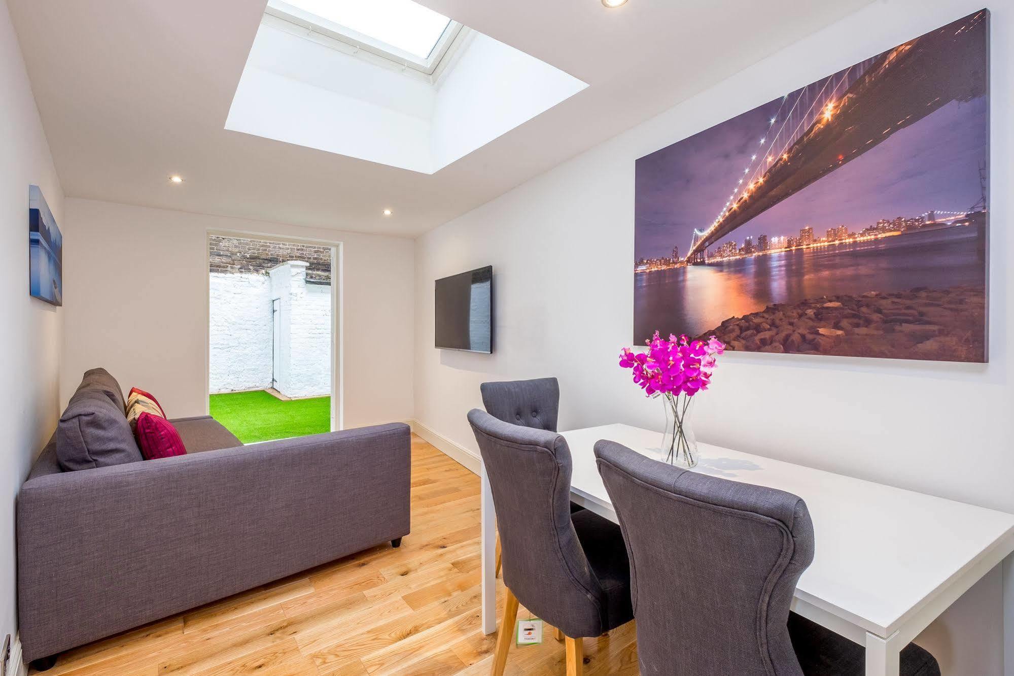 Marylebone Apartment *