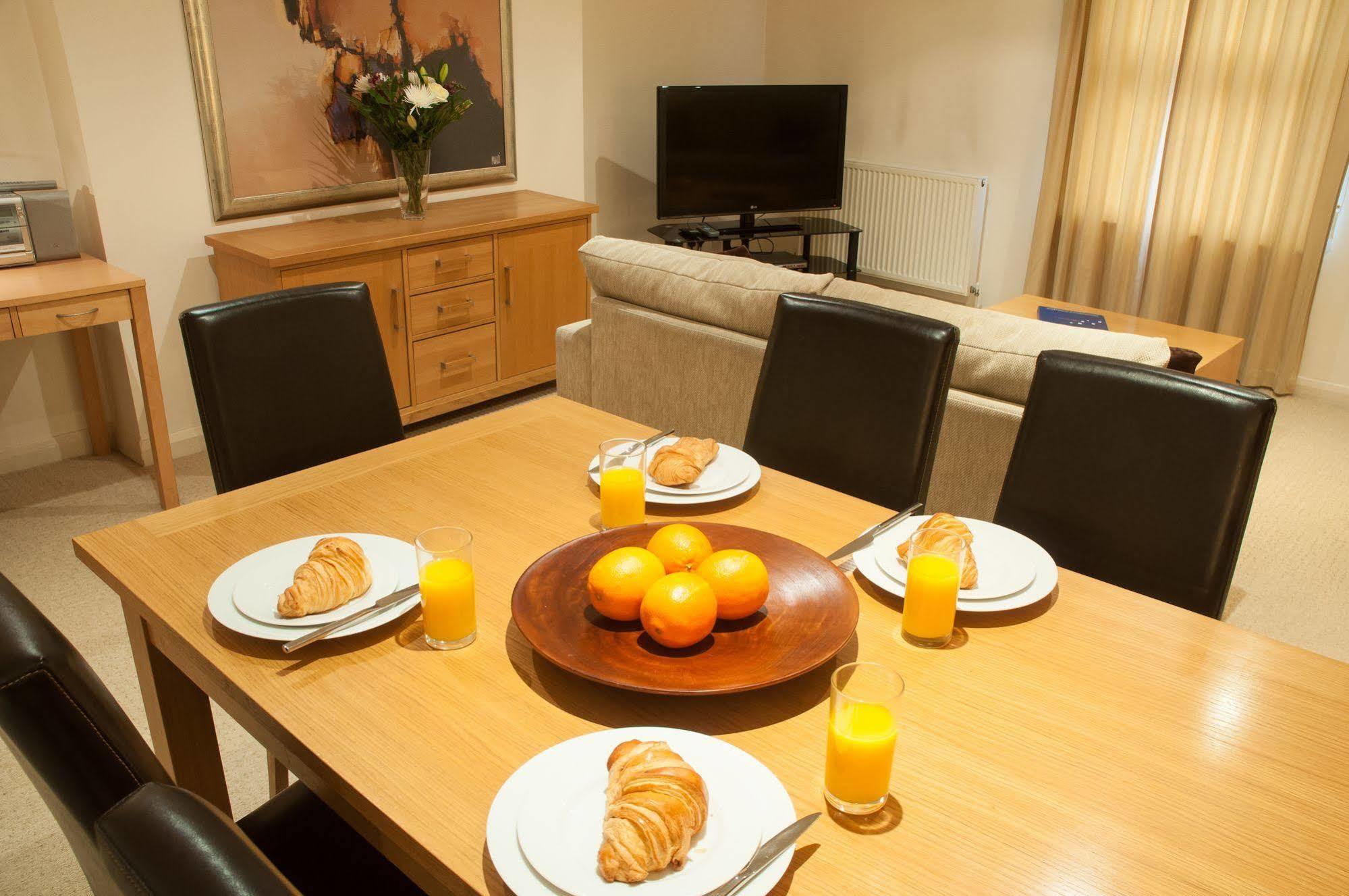 Apartment Clarendon House & Gardens *