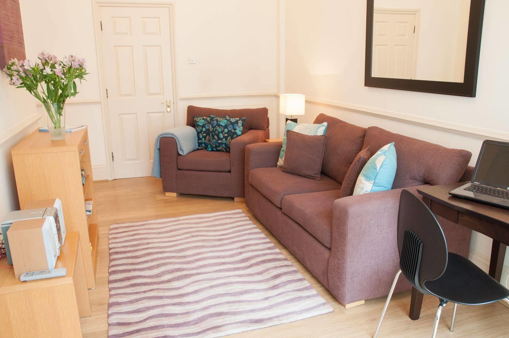 Apartment Clarendon House & Gardens *