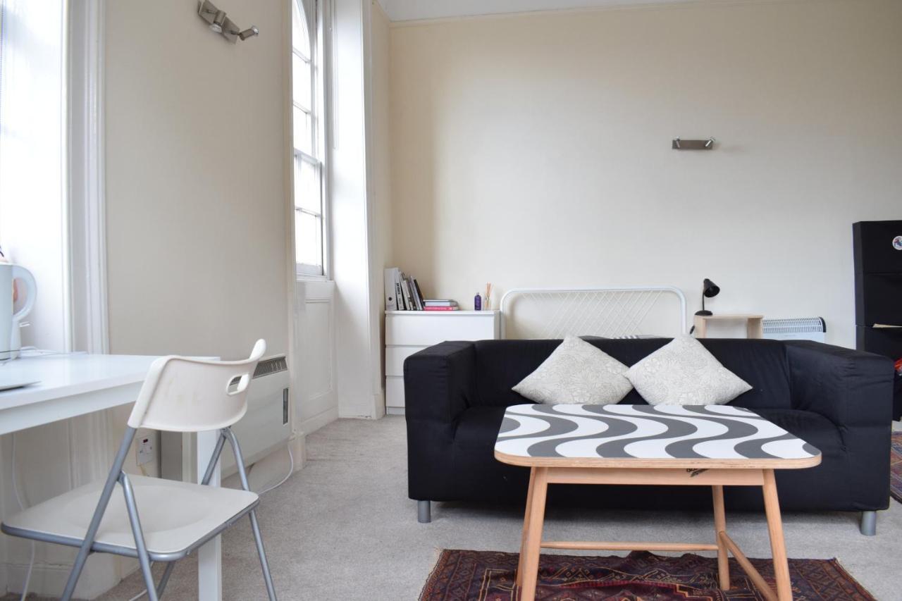Spacious Near King's Cross Londen