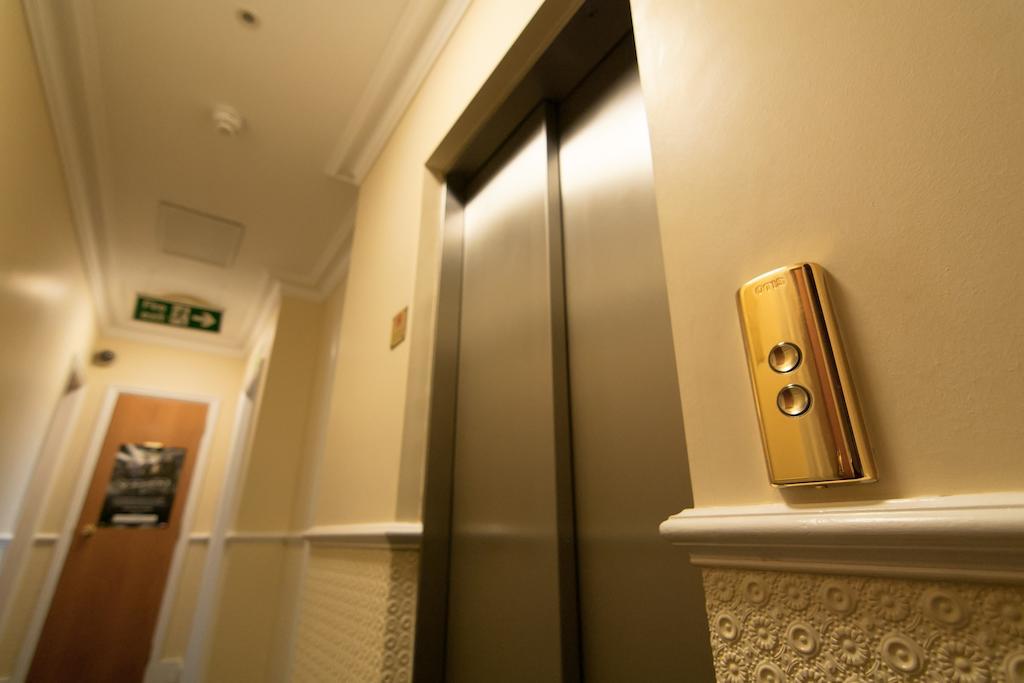 Hotel Days Hyde Park London