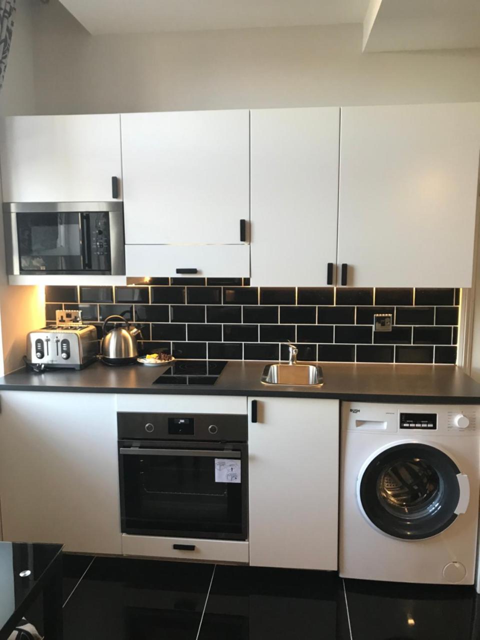 Apartment W6 *