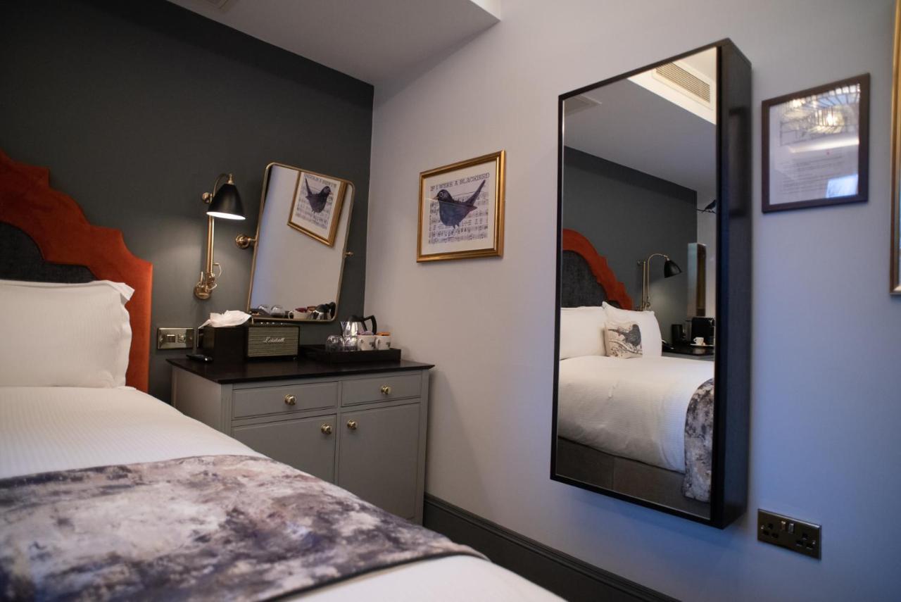 Hotel Blackbird London
