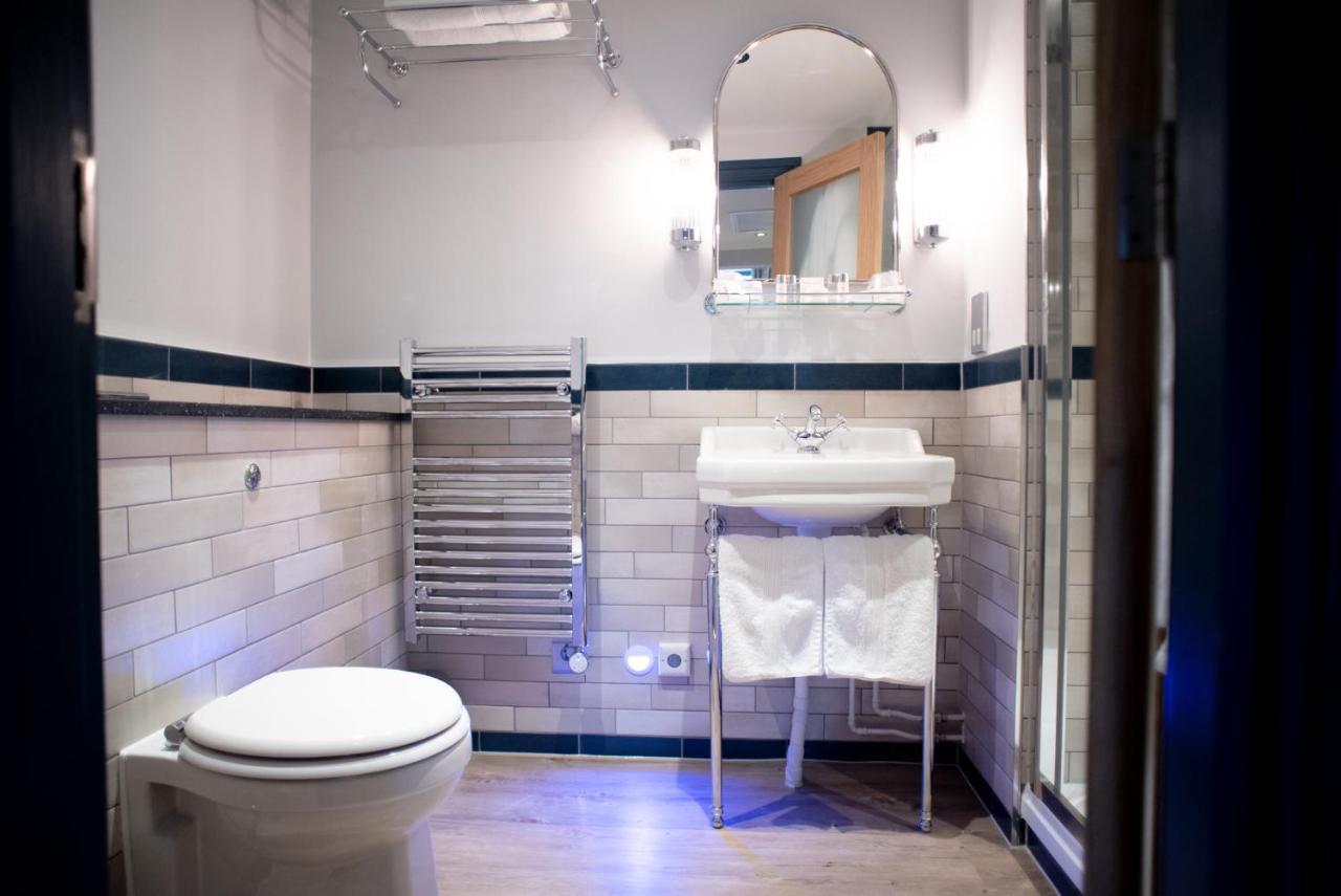 Blackbird 4* London