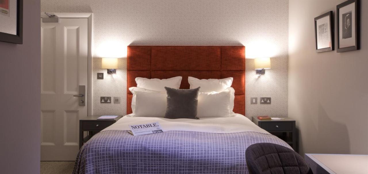 54 Queen's Gate London