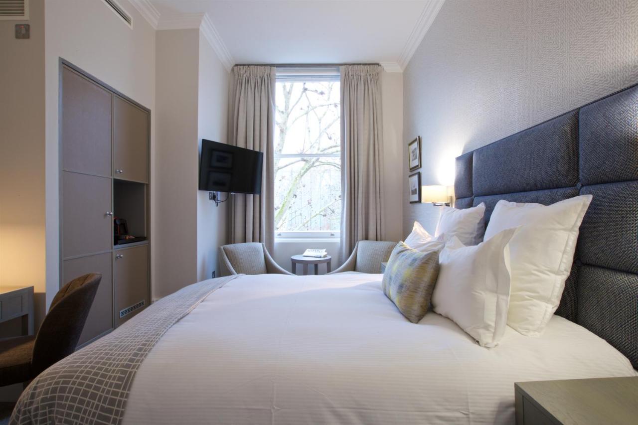 54 Queen's Gate Hotel