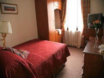 Hotel St George London