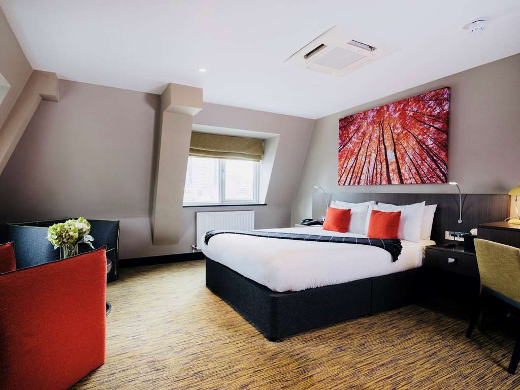 Hampton By Hilton Hotel 4*