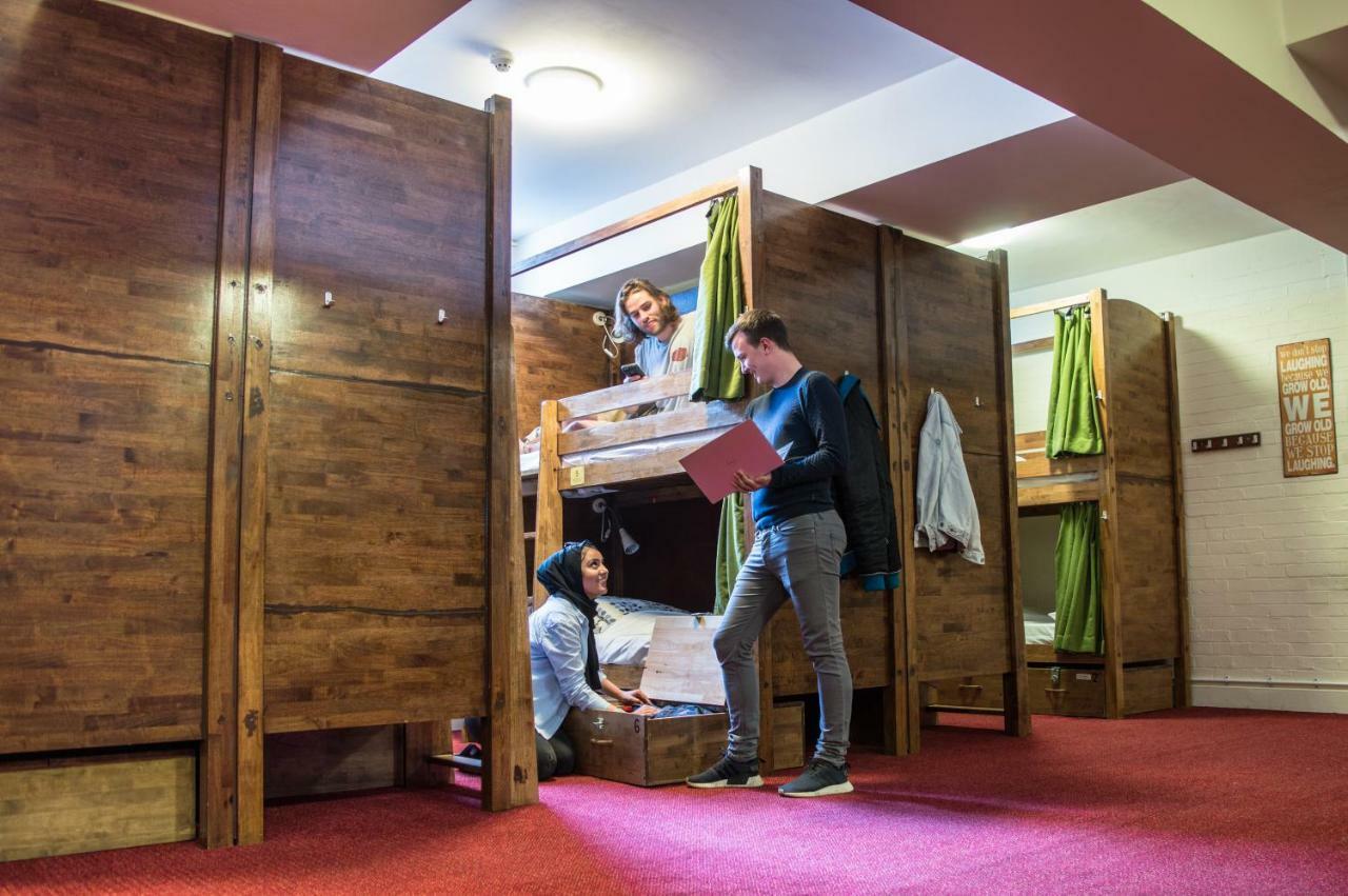 Palmers Hillspring At Willesden Hostal
