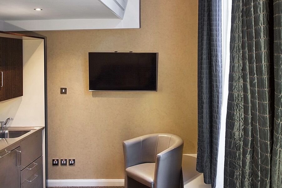 Hotel Park Grand Hyde Park 4*