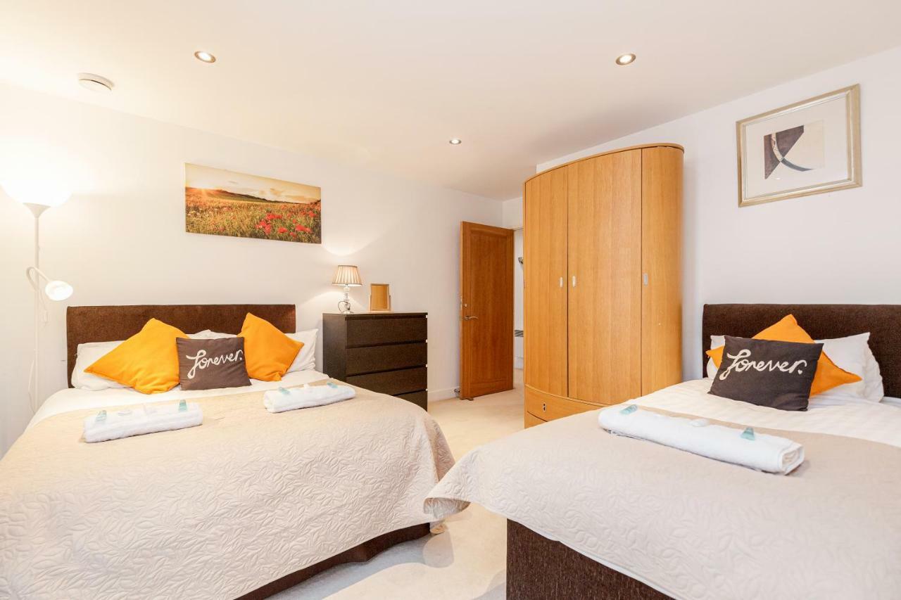 Premium Excel 3&2 Bedrooms Apartment London