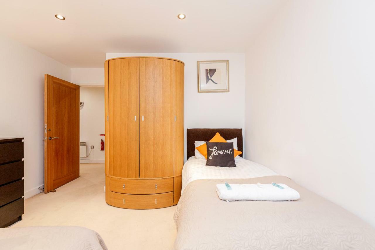 Premium Excel 3&2 Bedrooms Apartment London