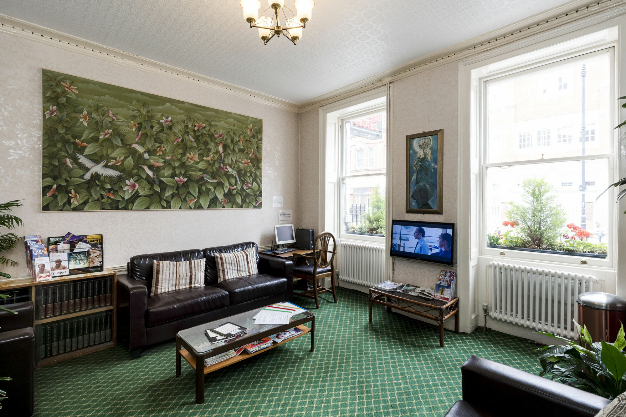 St Athans Hotel 2*