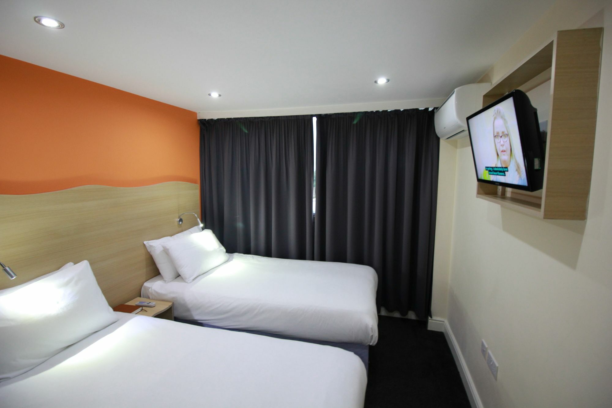 Western Queens Crystal Palace Hotel Londen