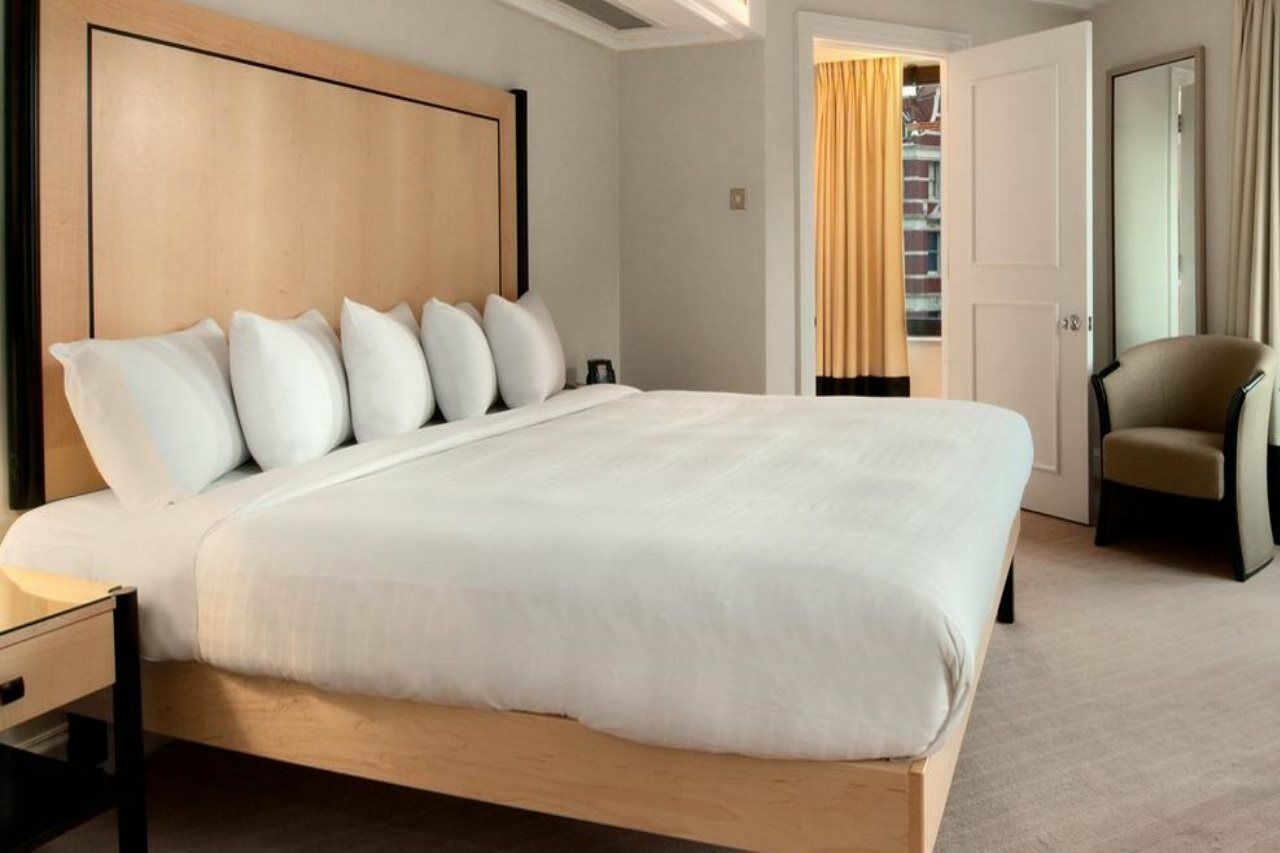 Hilton Metropole 4*