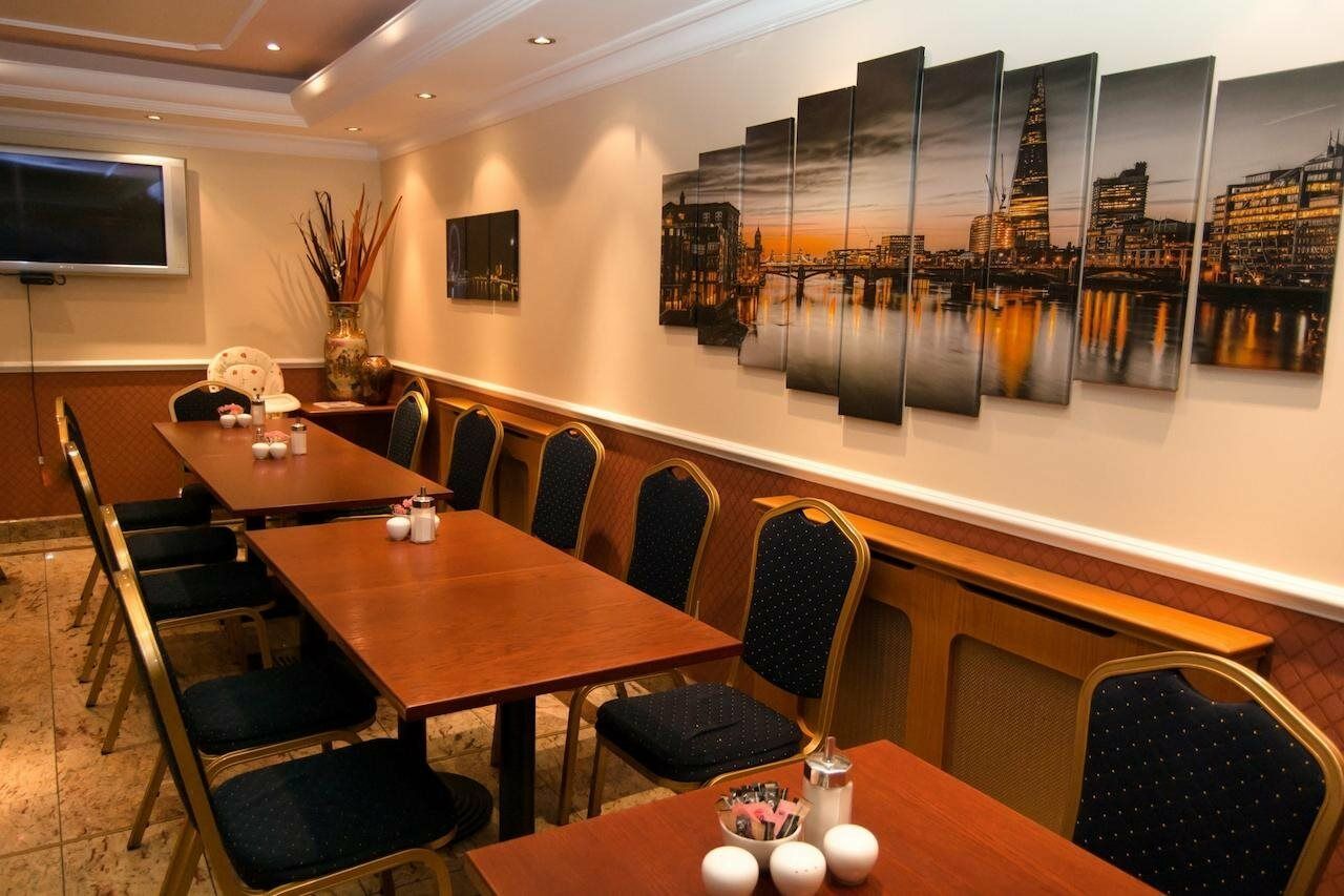 Days Hyde Park Hotel London