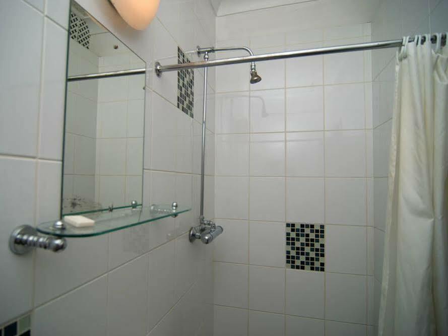 Bed & Breakfast Ventures London