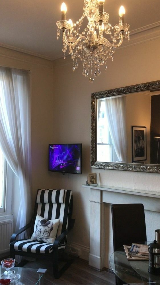 Carlton Kensington 3*