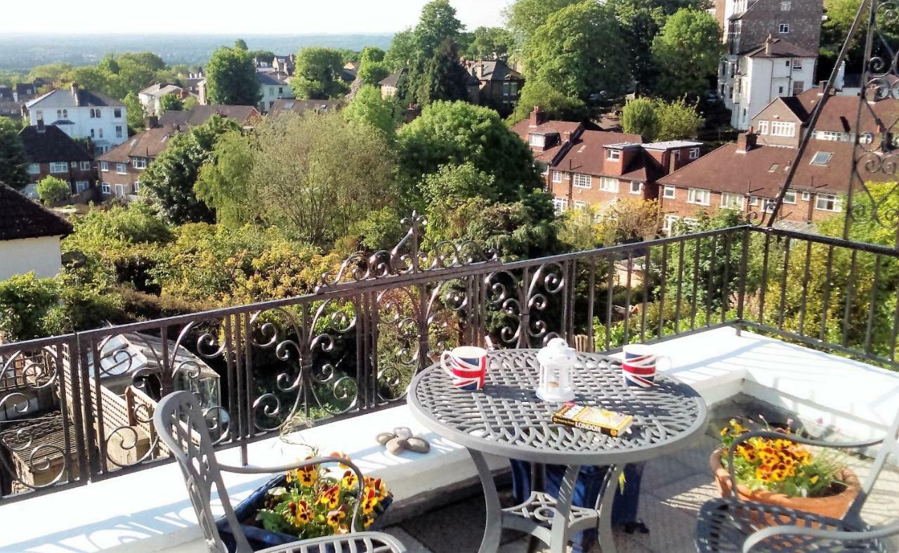 Crystal Palace Bed and breakfast