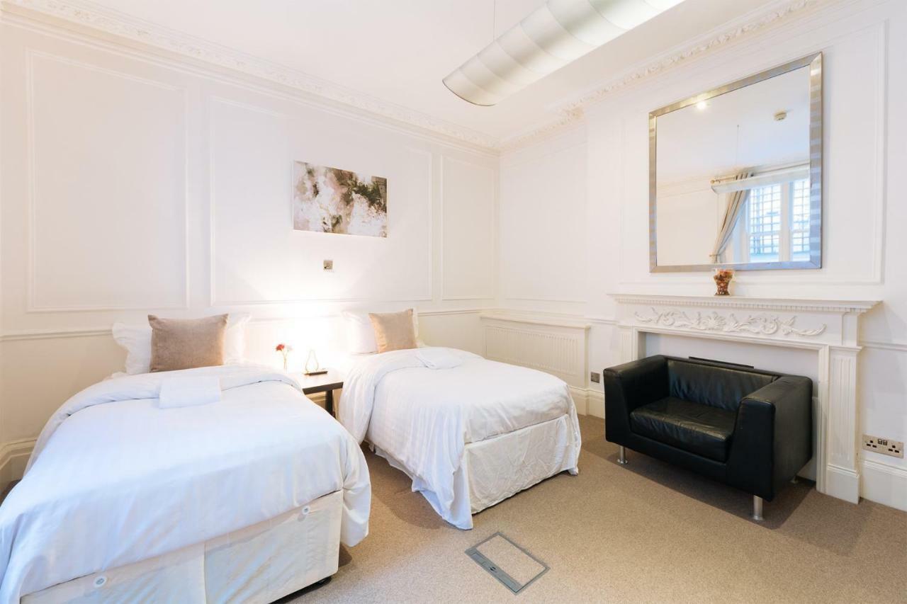 Mayfair Pensión