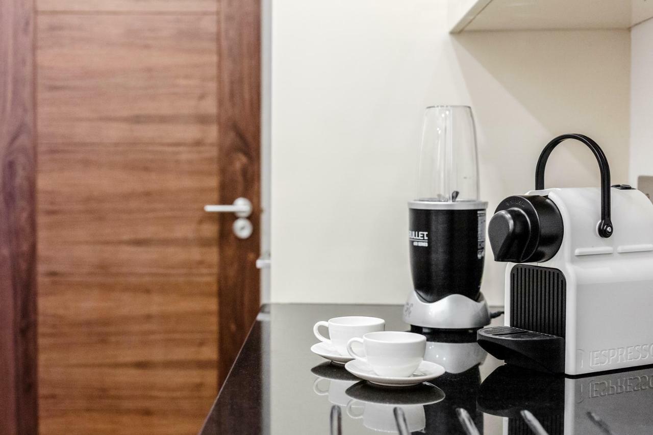 Mayfair Mews Apartment *