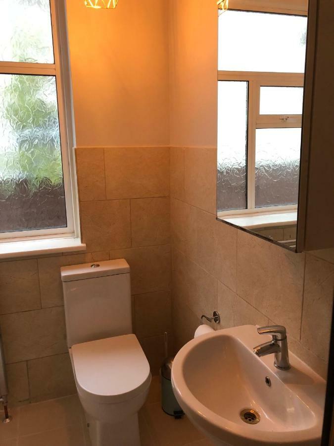 Chic And Comfortable Flat In London, Wimbledon